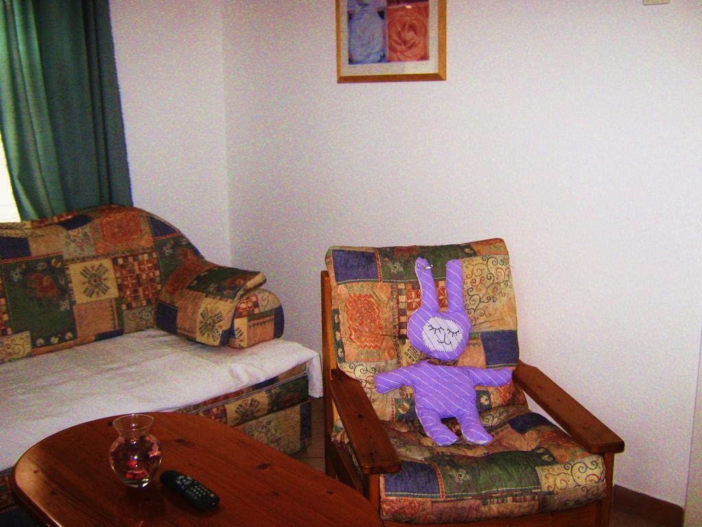 Feszek Apartmanhaz Vonyarcvashegy Buitenkant foto