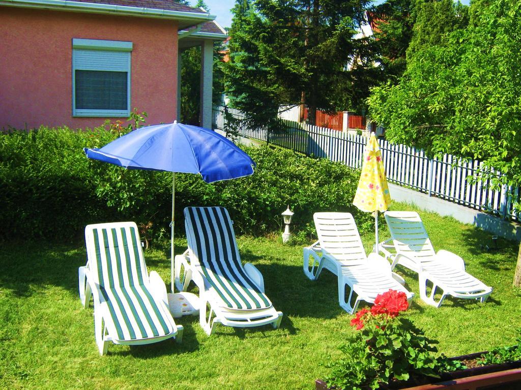 Feszek Apartmanhaz Vonyarcvashegy Buitenkant foto